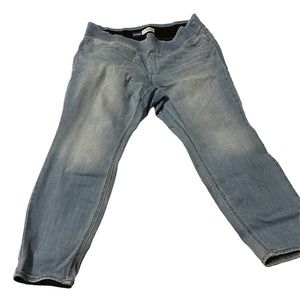 Old Navy women’s size 20 mid rise super skinny jeggings